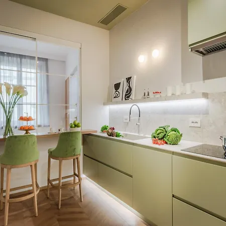 아파트 Victory Penthouse Contemporary 3 Bedroom 루카